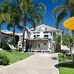 Volli Three 3*