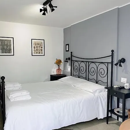 Volli Three Bed & Breakfast