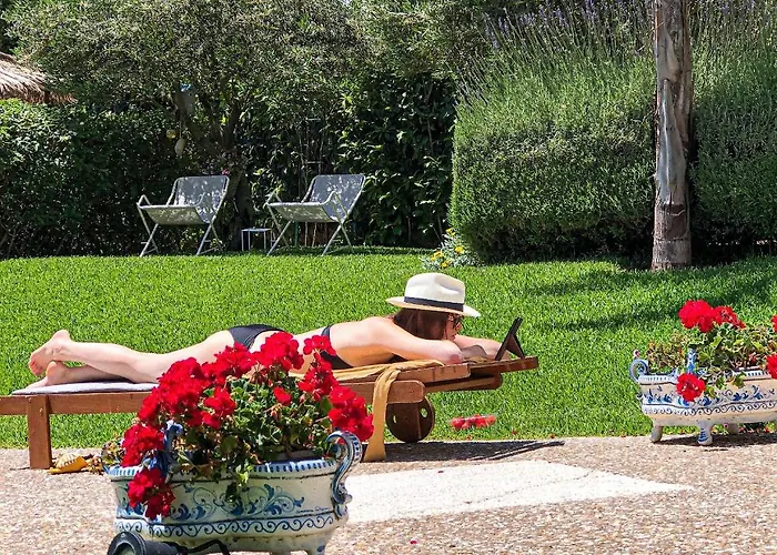 Volli Three לינה וארוחת בוקר