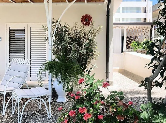 Volli Three Bed & Breakfast