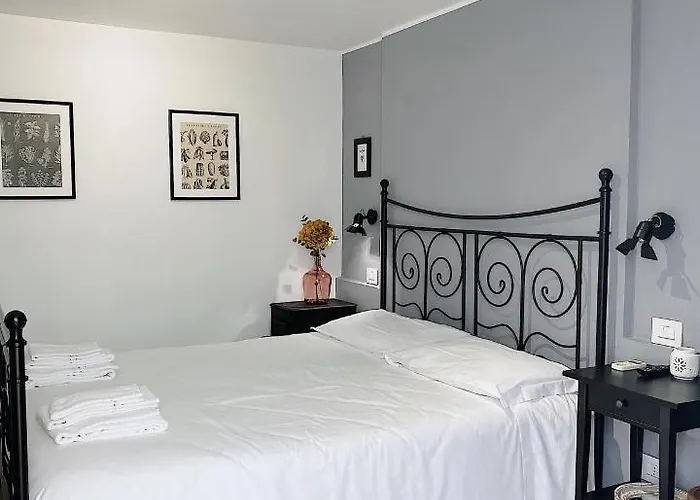 Volli Three Bed & Breakfast